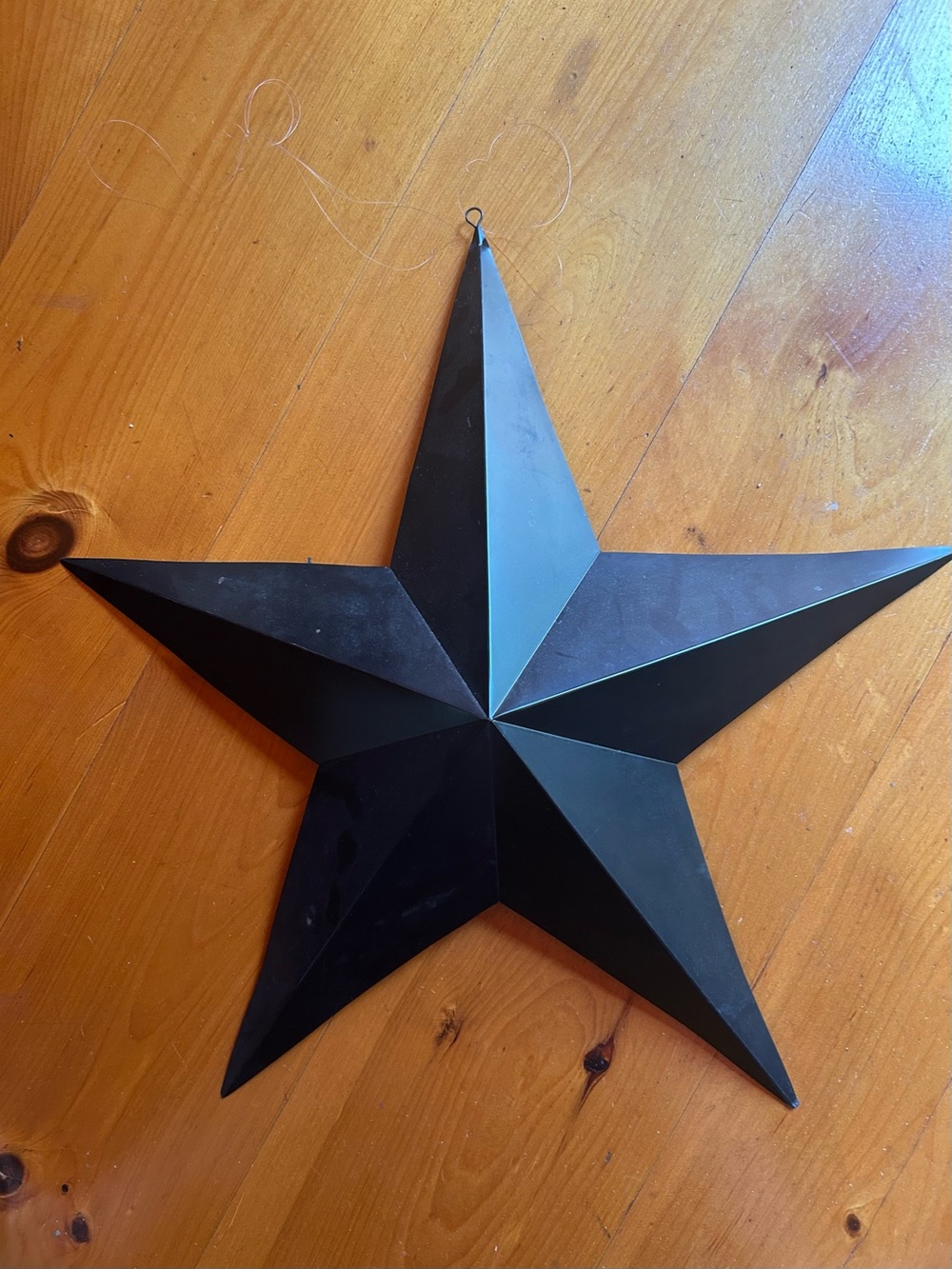 Black Metal Star Wall Decor - Classic 5-Point Accent